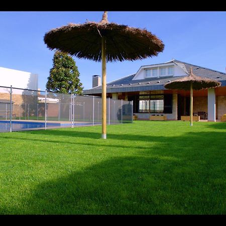 Casa De Vacaciones Con Padel En Montseny By Can Forcadell Girona Luaran gambar